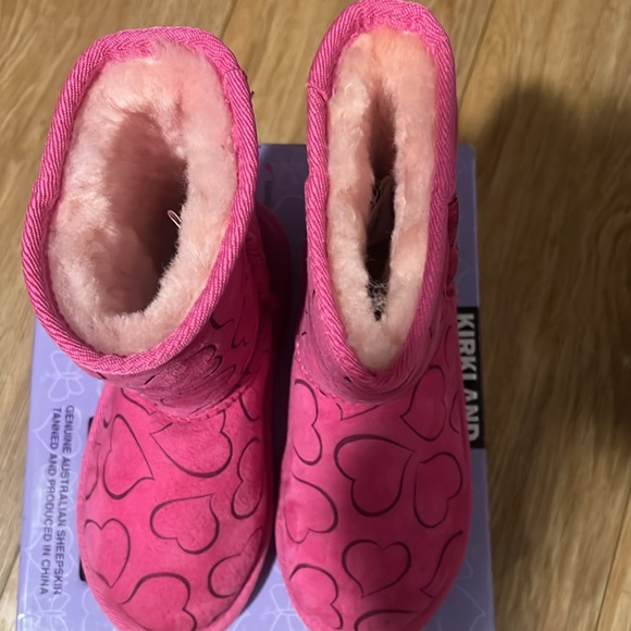 Kirkland Pink Shearling Boot - Picture 2 of 5